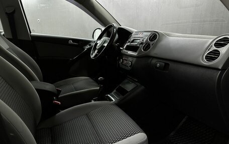 Volkswagen Tiguan I, 2011 год, 799 777 рублей, 13 фотография