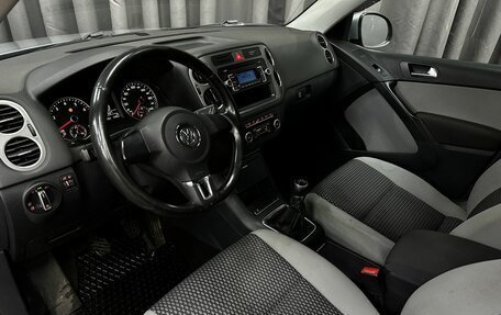 Volkswagen Tiguan I, 2011 год, 799 777 рублей, 10 фотография