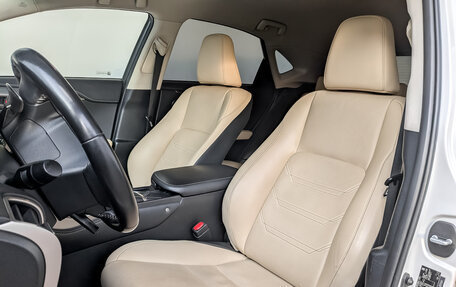 Lexus NX I, 2019 год, 2 990 000 рублей, 20 фотография