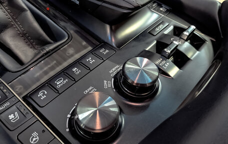 Lexus LX III, 2015 год, 5 900 000 рублей, 25 фотография