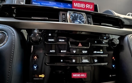 Lexus LX III, 2015 год, 5 900 000 рублей, 24 фотография