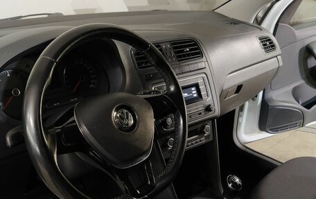 Volkswagen Polo VI (EU Market), 2017 год, 919 000 рублей, 9 фотография