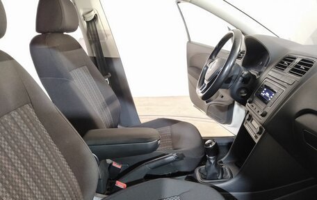 Volkswagen Polo VI (EU Market), 2017 год, 919 000 рублей, 16 фотография