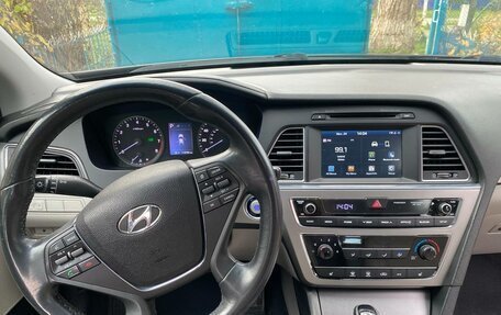 Hyundai Sonata VII, 2016 год, 1 530 000 рублей, 10 фотография