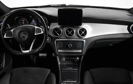 Mercedes-Benz GLA, 2017 год, 2 349 000 рублей, 14 фотография