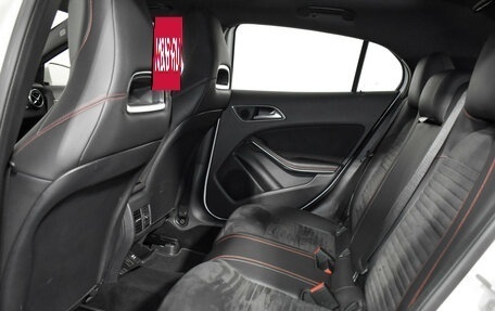 Mercedes-Benz GLA, 2017 год, 2 349 000 рублей, 13 фотография