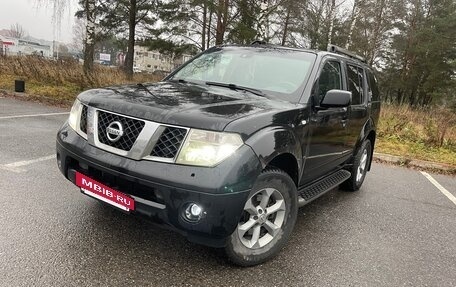 Nissan Pathfinder, 2005 год, 770 000 рублей, 2 фотография