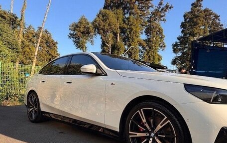 BMW 5 серия, 2024 год, 8 016 000 рублей, 4 фотография