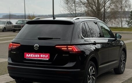 Volkswagen Tiguan II, 2018 год, 2 550 000 рублей, 7 фотография