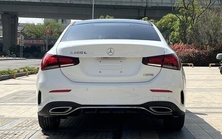 Mercedes-Benz A-Класс, 2021 год, 2 225 000 рублей, 10 фотография