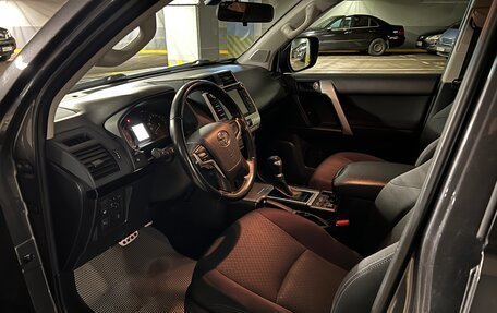 Toyota Land Cruiser Prado 150 рестайлинг 2, 2020 год, 4 900 000 рублей, 9 фотография