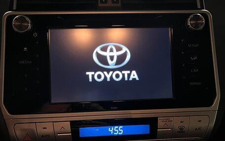 Toyota Land Cruiser Prado 150 рестайлинг 2, 2020 год, 4 900 000 рублей, 10 фотография