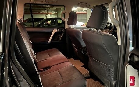 Toyota Land Cruiser Prado 150 рестайлинг 2, 2020 год, 4 900 000 рублей, 17 фотография