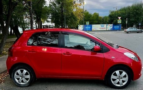 Toyota Yaris III рестайлинг, 2007 год, 770 000 рублей, 3 фотография
