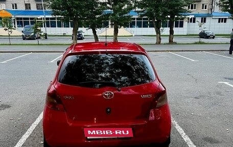 Toyota Yaris III рестайлинг, 2007 год, 770 000 рублей, 6 фотография