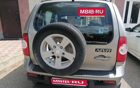 Chevrolet Niva I рестайлинг, 2013 год, 540 000 рублей, 2 фотография