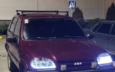 Chevrolet Niva I рестайлинг, 2003 год, 349 000 рублей, 1 фотография