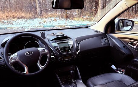 Hyundai ix35 I рестайлинг, 2010 год, 1 200 000 рублей, 12 фотография