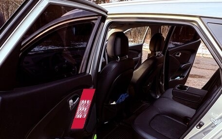 Hyundai ix35 I рестайлинг, 2010 год, 1 200 000 рублей, 11 фотография