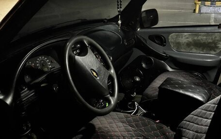 Chevrolet Niva I рестайлинг, 2003 год, 349 000 рублей, 5 фотография