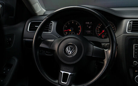 Volkswagen Jetta VI, 2012 год, 1 025 000 рублей, 13 фотография