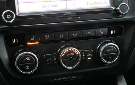 Volkswagen Jetta VI, 2012 год, 1 025 000 рублей, 16 фотография