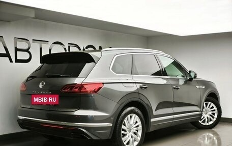 Volkswagen Touareg III, 2020 год, 5 200 000 рублей, 3 фотография