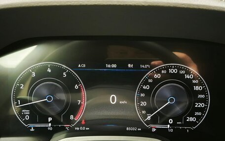 Volkswagen Touareg III, 2020 год, 5 200 000 рублей, 31 фотография