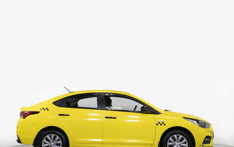 Hyundai Solaris II рестайлинг, 2019 год, 928 000 рублей, 4 фотография