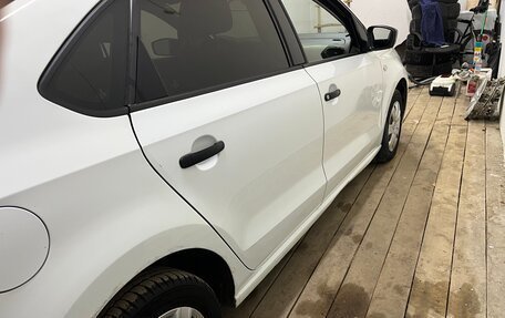Volkswagen Polo VI (EU Market), 2014 год, 680 000 рублей, 3 фотография