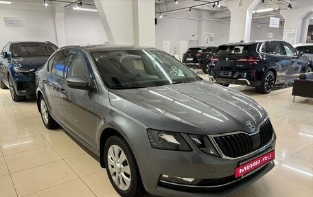 Skoda Octavia, 2017 год, 1 599 000 рублей, 3 фотография
