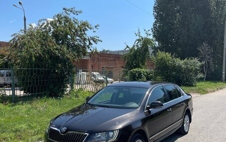 Skoda Superb III рестайлинг, 2013 год, 1 250 000 рублей, 1 фотография