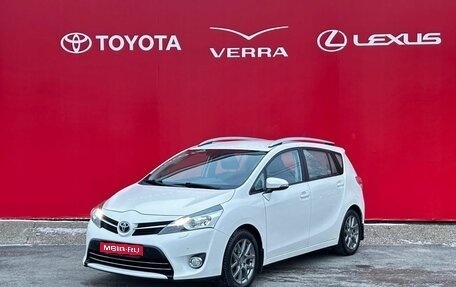 Toyota Verso I, 2013 год, 1 370 000 рублей, 1 фотография