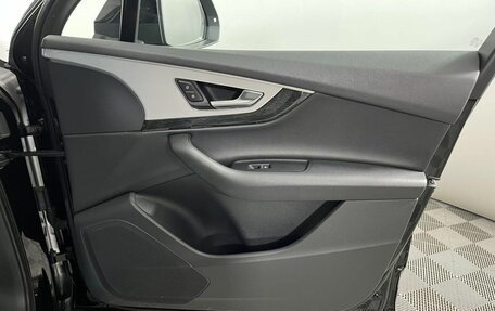 Audi Q7, 2017 год, 3 198 000 рублей, 31 фотография