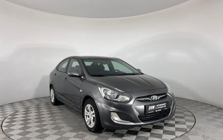 Hyundai Solaris II рестайлинг, 2011 год, 819 000 рублей, 3 фотография