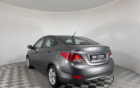 Hyundai Solaris II рестайлинг, 2011 год, 819 000 рублей, 7 фотография