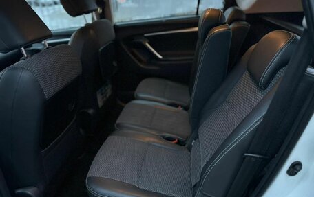 Toyota Verso I, 2013 год, 1 370 000 рублей, 15 фотография