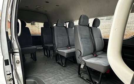 Toyota HiAce H200, 2012 год, 2 100 000 рублей, 8 фотография