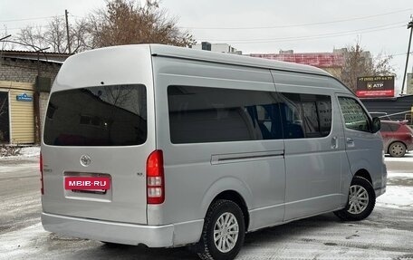 Toyota HiAce H200, 2012 год, 2 100 000 рублей, 3 фотография