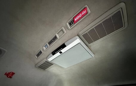 Toyota HiAce H200, 2012 год, 2 100 000 рублей, 9 фотография