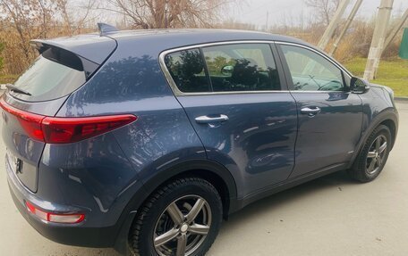 KIA Sportage IV рестайлинг, 2018 год, 2 320 000 рублей, 10 фотография