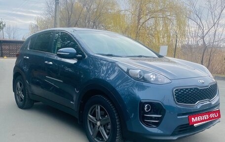 KIA Sportage IV рестайлинг, 2018 год, 2 320 000 рублей, 2 фотография