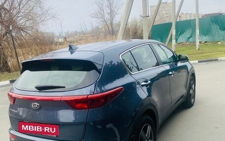 KIA Sportage IV рестайлинг, 2018 год, 2 320 000 рублей, 8 фотография