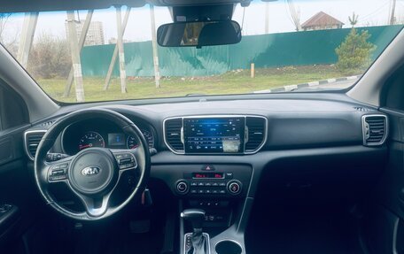 KIA Sportage IV рестайлинг, 2018 год, 2 320 000 рублей, 14 фотография