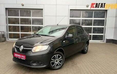 Renault Logan II, 2018 год, 950 000 рублей, 1 фотография