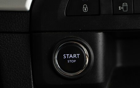 Opel Zafira Life I, 2020 год, 2 489 986 рублей, 21 фотография