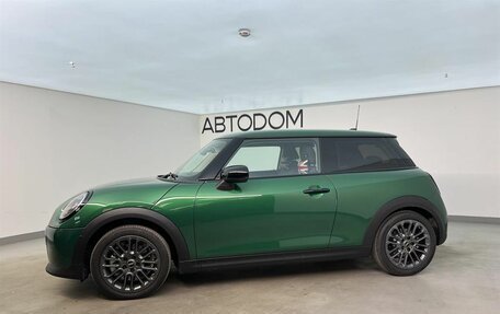 MINI Hatch, 2024 год, 5 490 000 рублей, 2 фотография