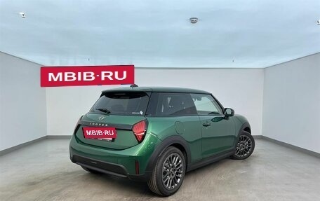 MINI Hatch, 2024 год, 5 490 000 рублей, 4 фотография