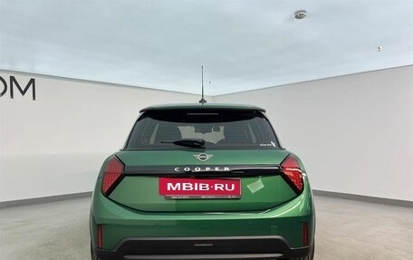 MINI Hatch, 2024 год, 5 490 000 рублей, 6 фотография