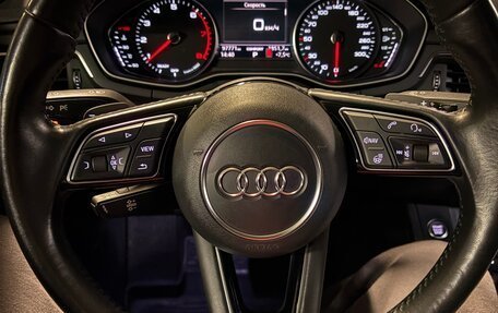 Audi A4, 2017 год, 2 800 000 рублей, 15 фотография